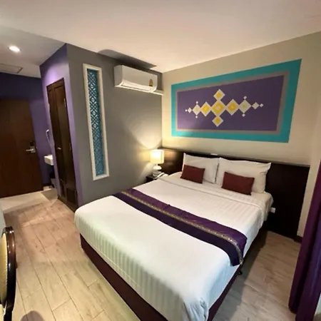 Sawasdee Hotel @ Sukhumvit Soi 8