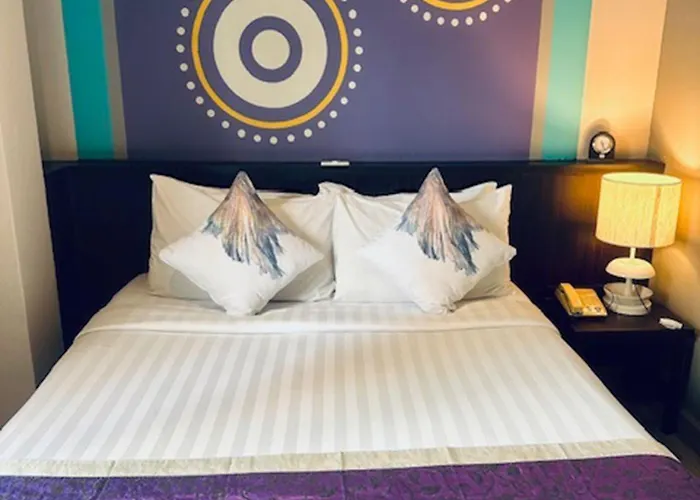 Sawasdee @ Sukhumvit Soi 8 Hotel Bangkok